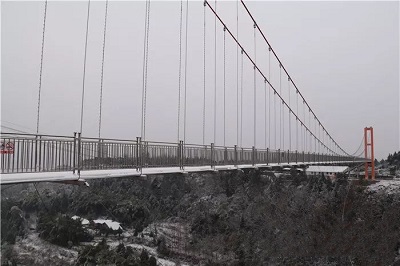 平昌驷马水乡玻璃桥 欢迎大家来找刺激　